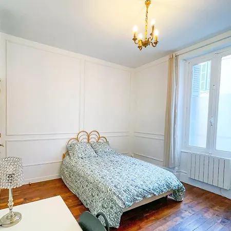 Spacieux Avec Terrasse A 5min A Pied De La Gare 公寓 第戎