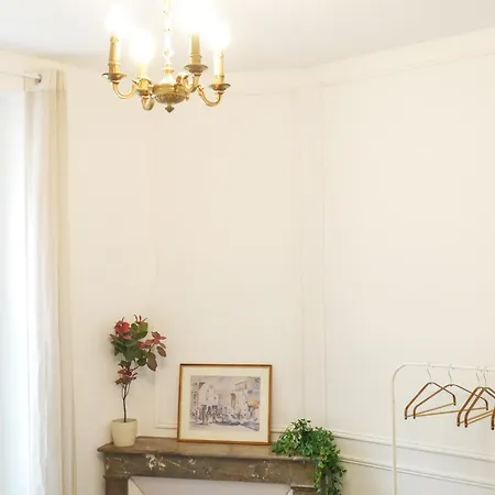 Spacieux Avec Terrasse A 5min A Pied De La Gare 公寓 第戎