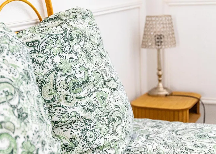 アパート Cosy Avec Terrasse, Acces Gare A Pied