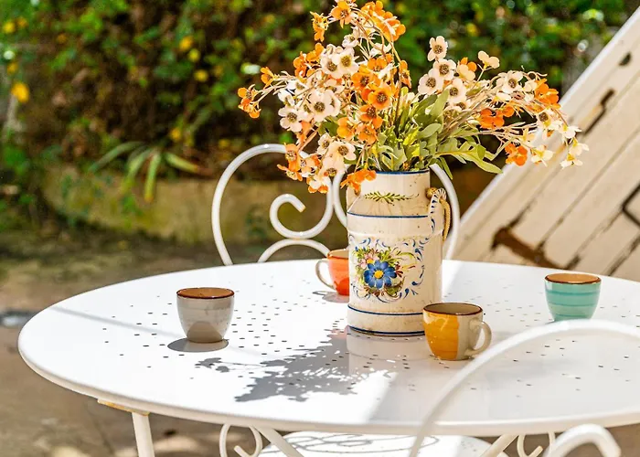 Cosy Avec Terrasse, Acces Gare A Pied *